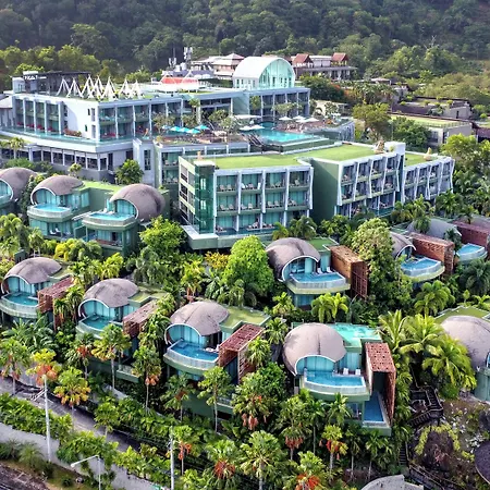 Crest Resort & Pool Villas-3